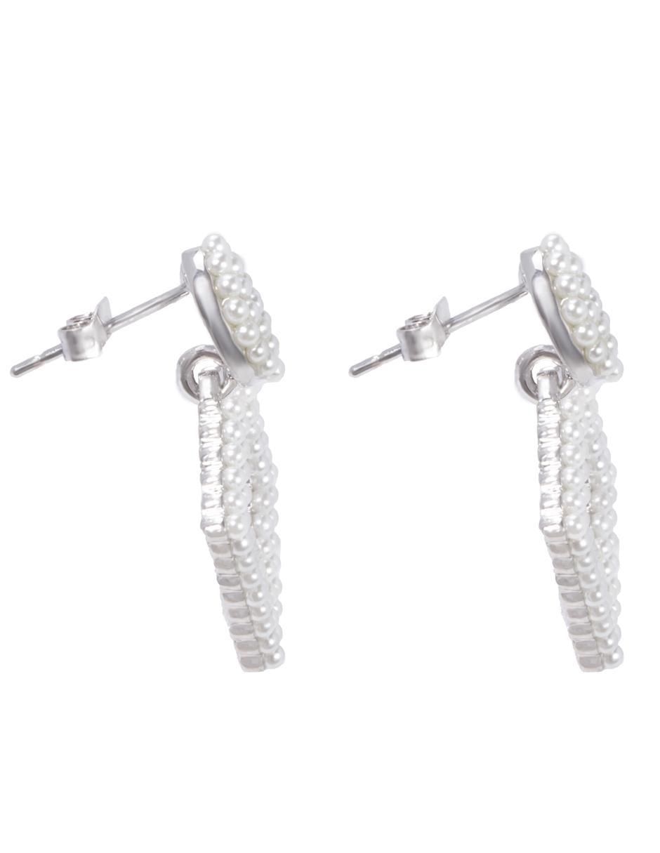 Aretes con acabado baño de rodio 3