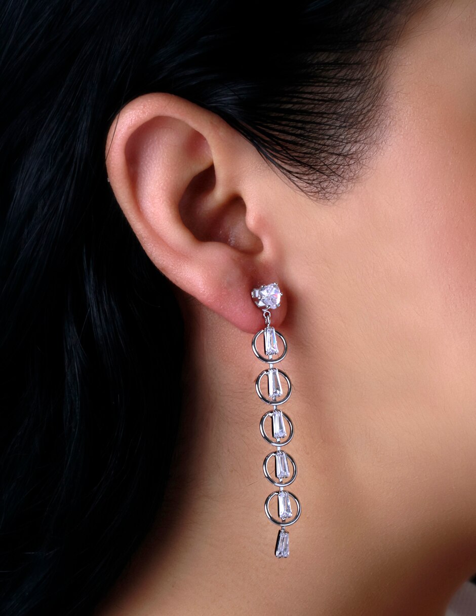 Aretes con acabado baño de rodio 4