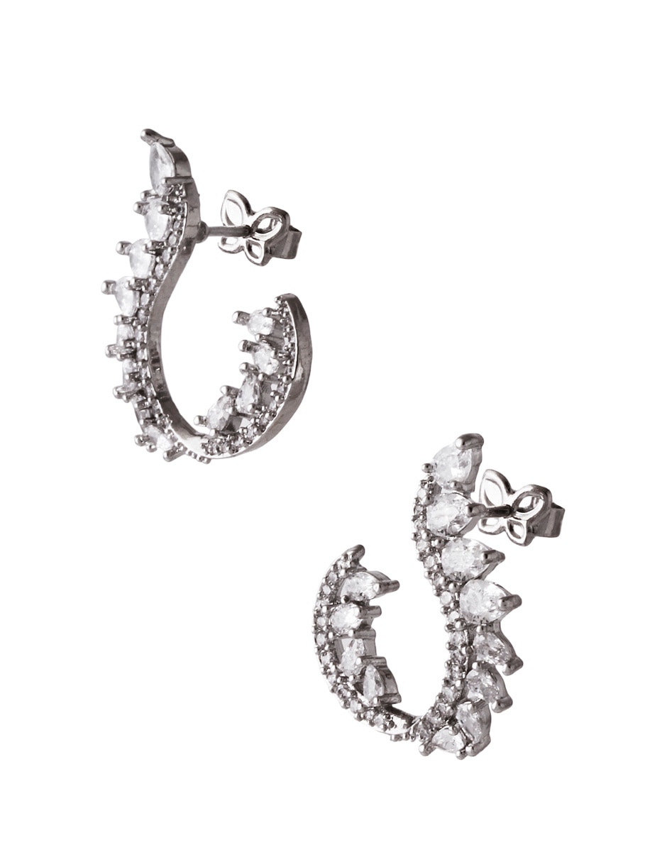 Aretes con acabado baño de rodio 2