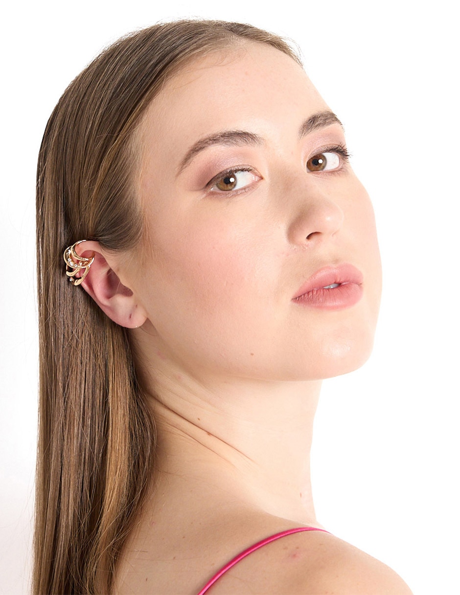 Aretes con acabado brillante Aretes con acabado brillante