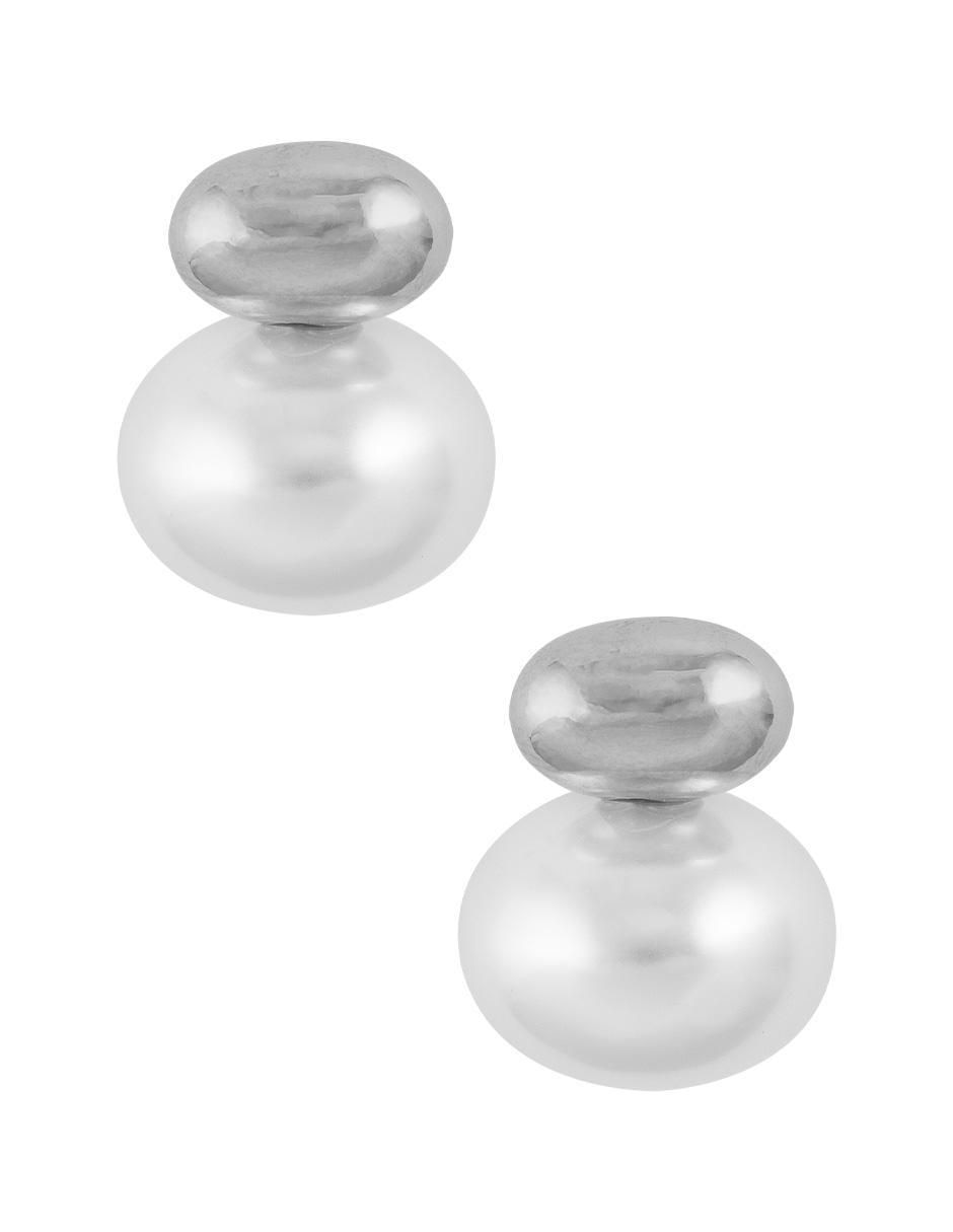 Aretes redondos con acabado baño de rodio