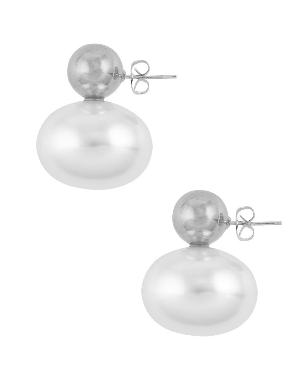 Aretes redondos con acabado baño de rodio 3