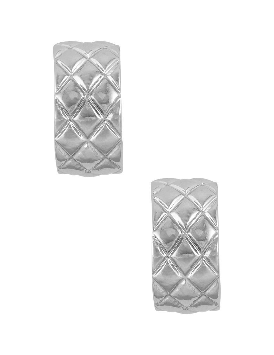 Aretes circulares con acabado baño de rodio 3