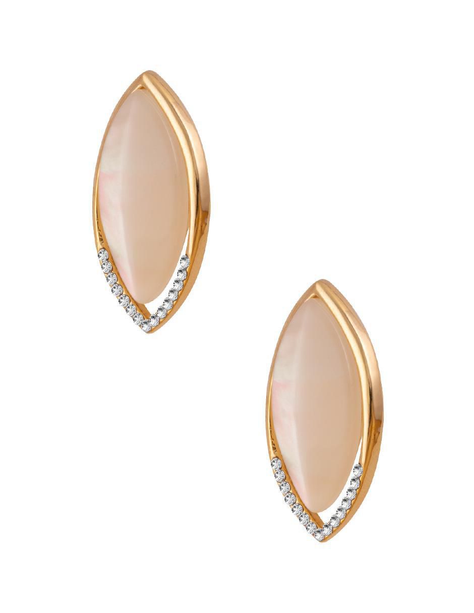 Aretes ovalados con acabado pavé 2