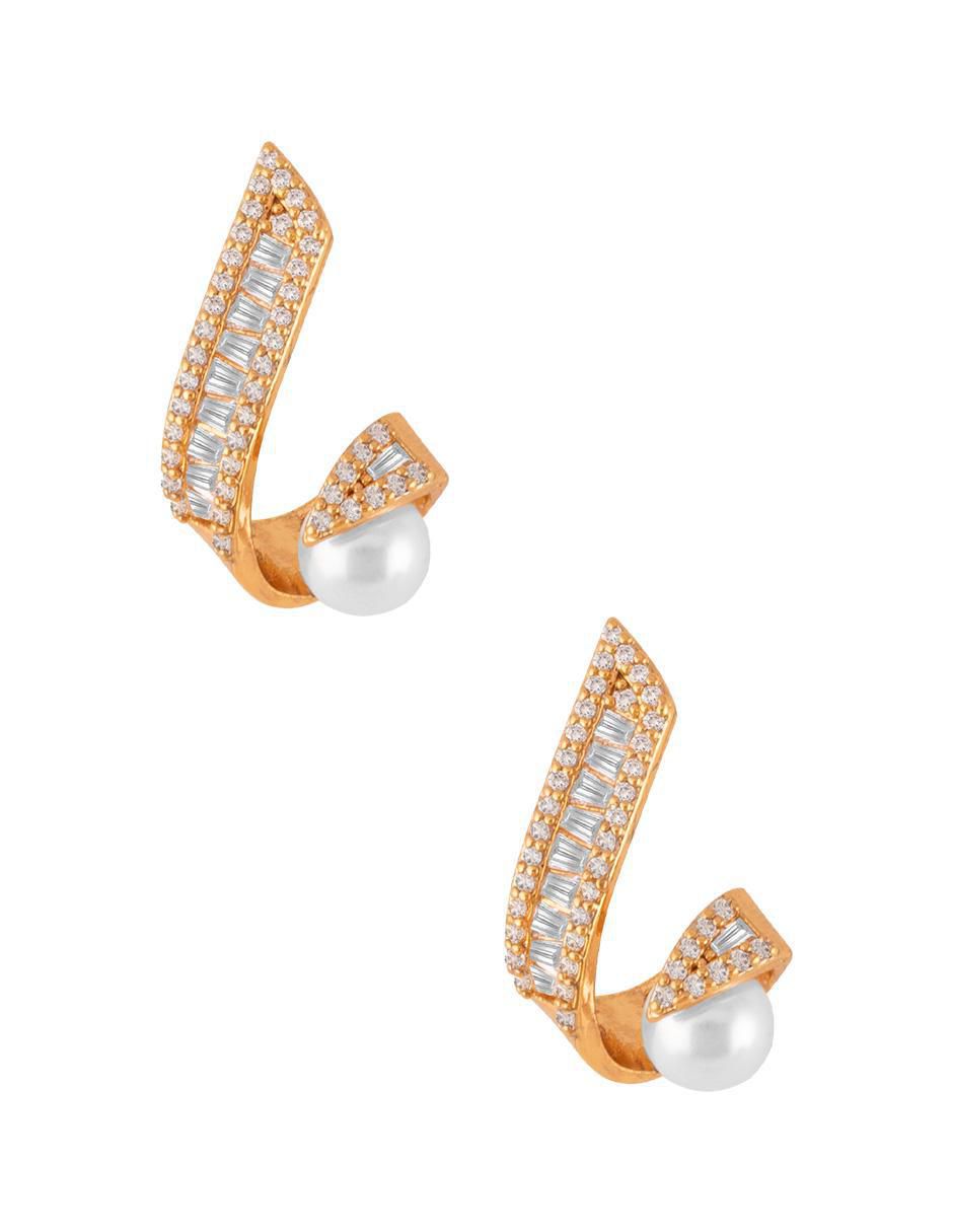 Aretes con acabado pavé Aretes con acabado pavé