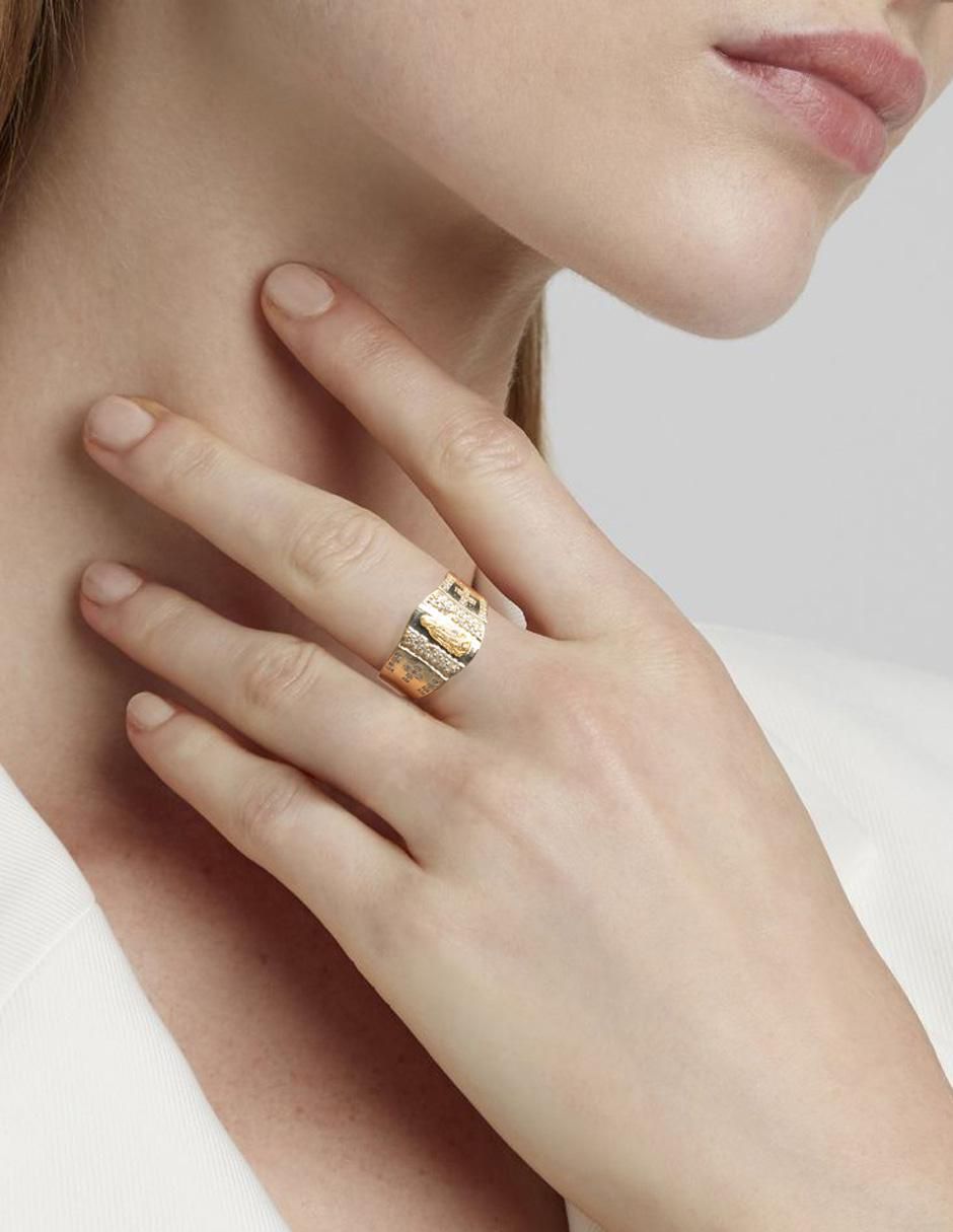Anillo redondo 10 k de oro zirconia brillante