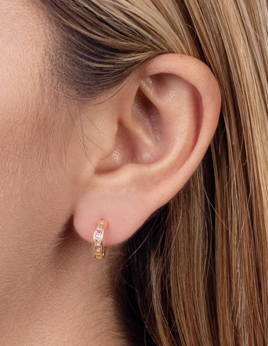 Aretes redondos de oro 14 K con acabado brillante 2