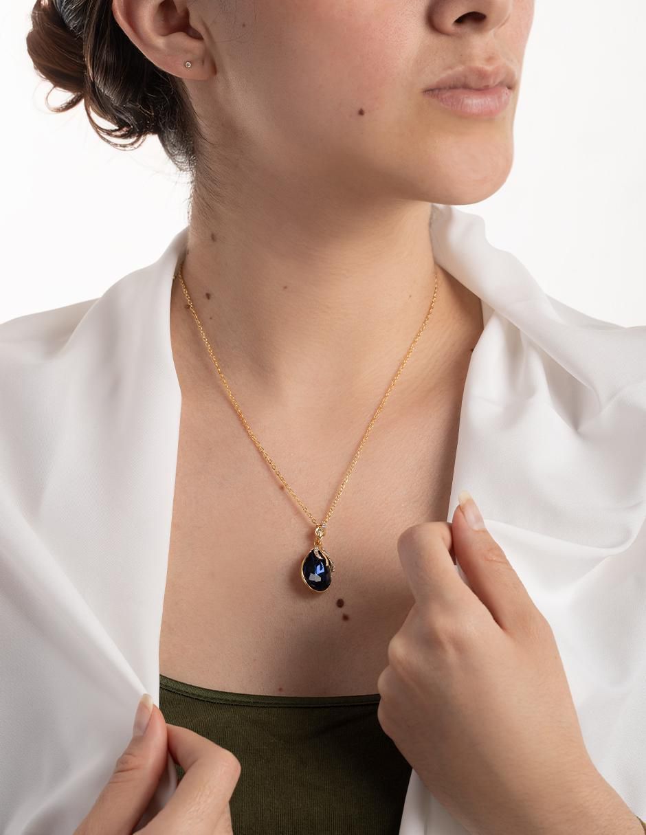 Collar con dije 2