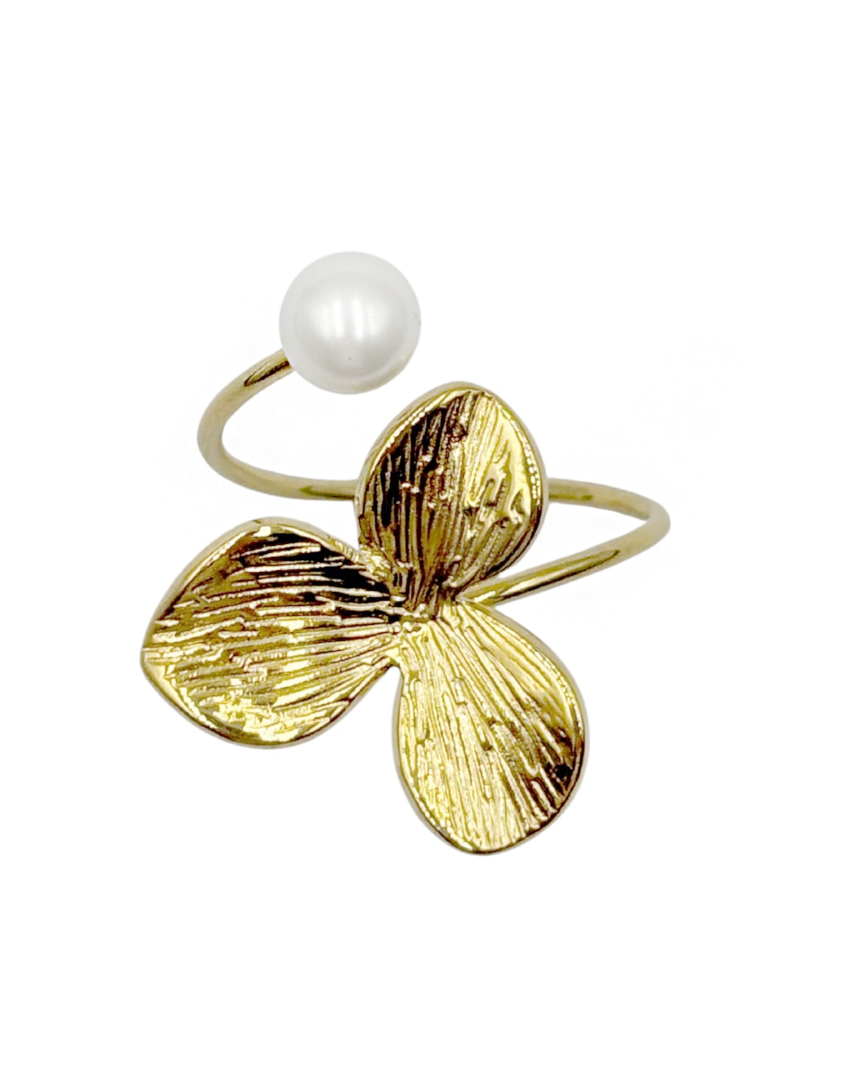 Anillo de flor brillante