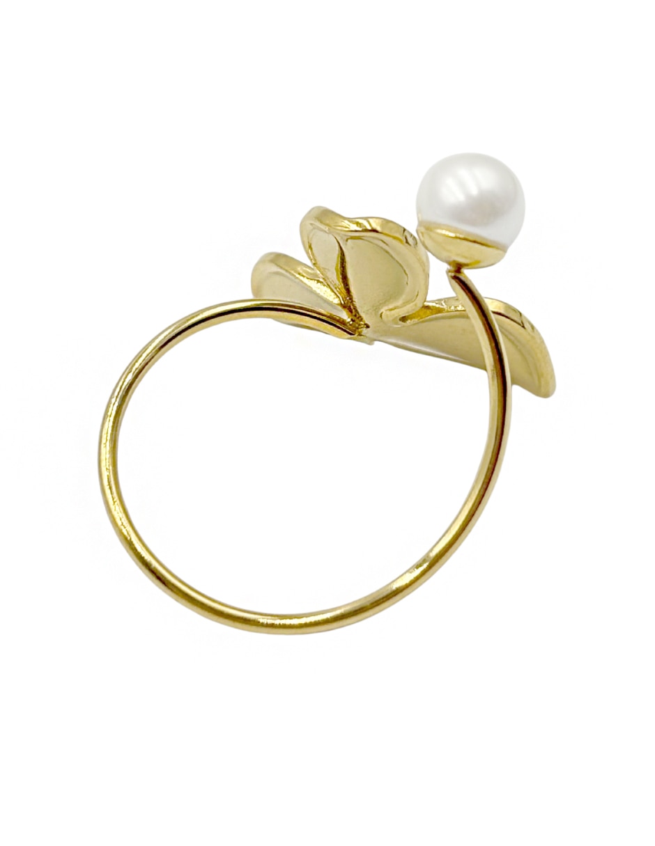 Anillo de flor brillante