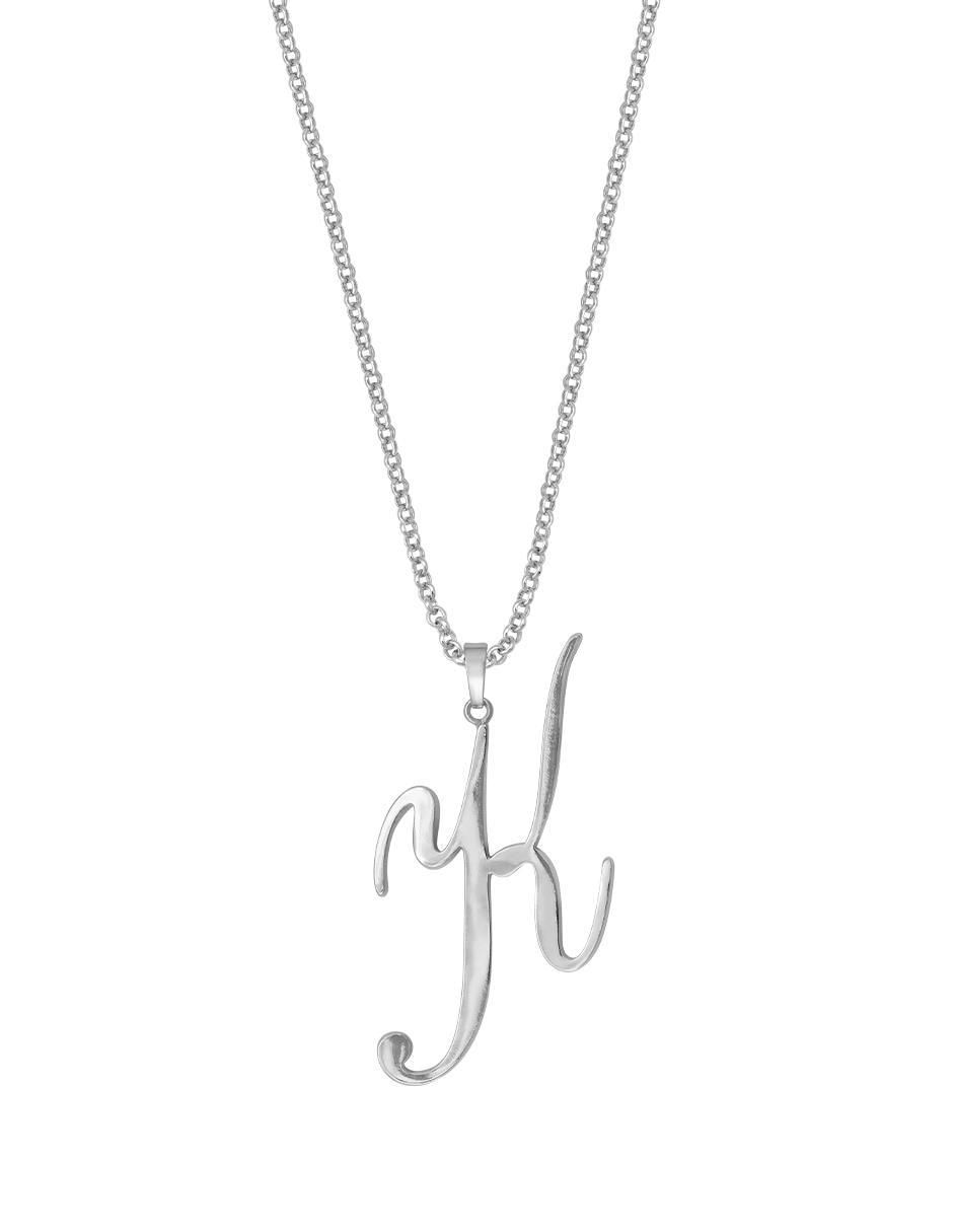 Collar con dije de letra k