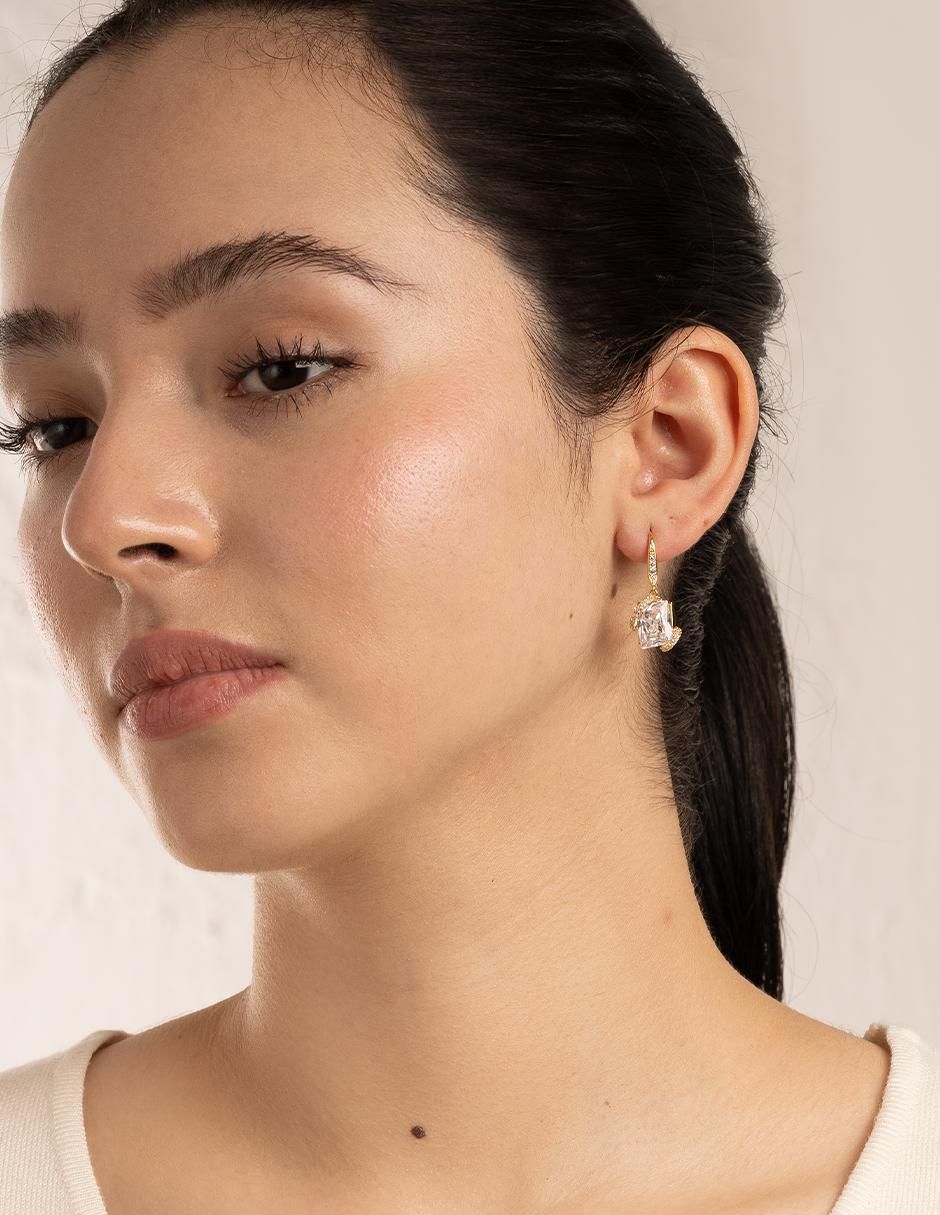 Aretes cuadrados 18 K con acabado chapa de oro cristal 4