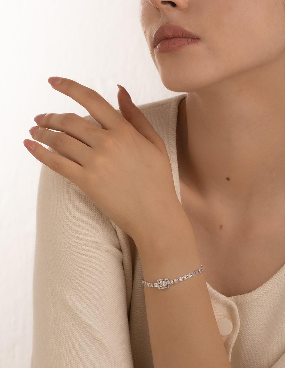 Pulsera con zirconia con acabado baño rodio 2
