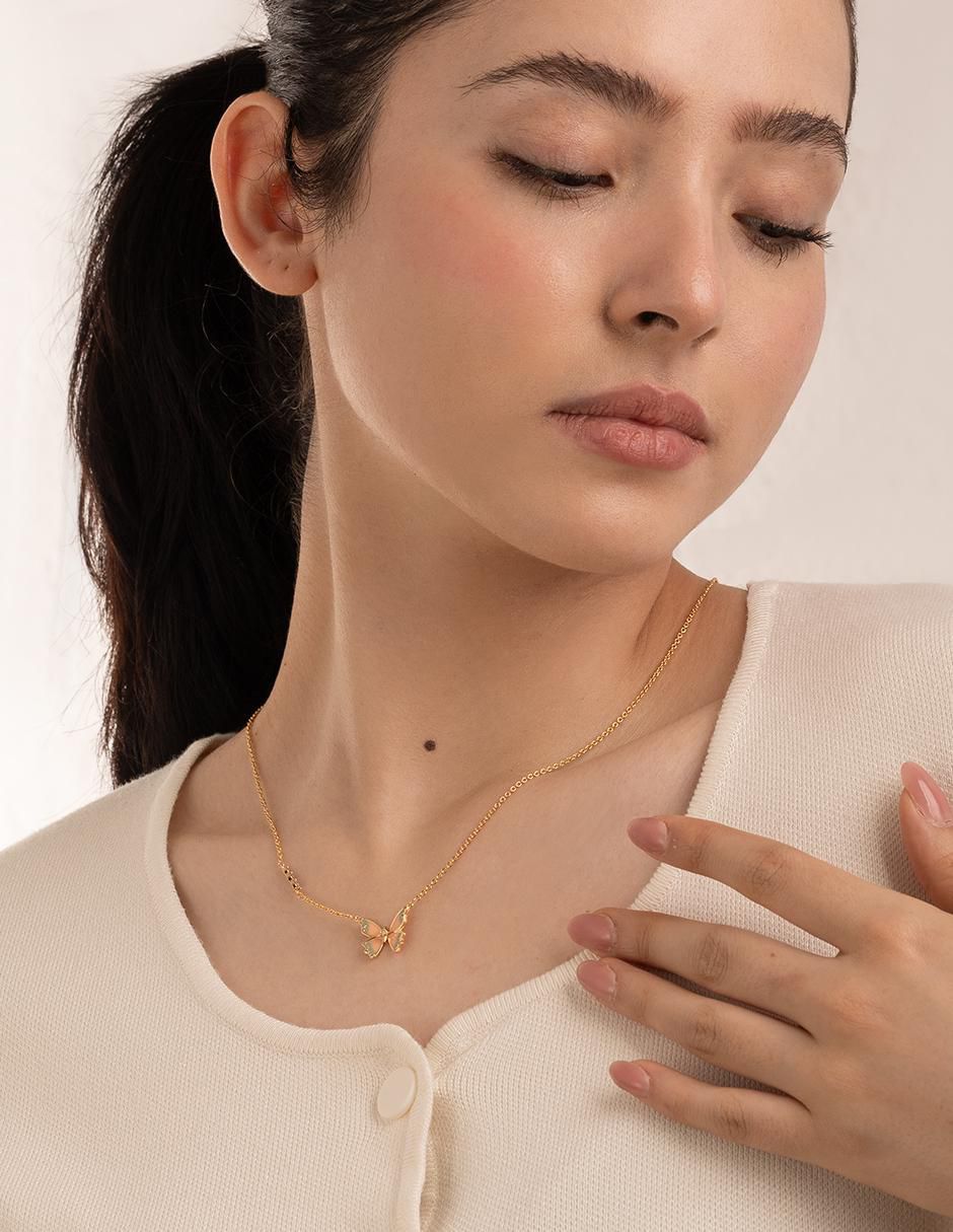Collar mariposa 18 K 3