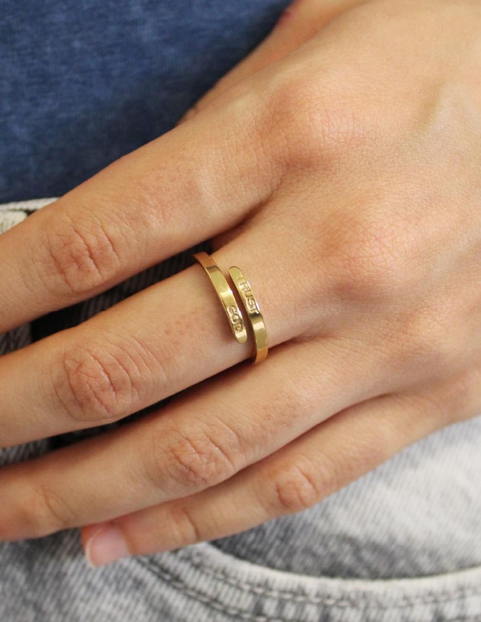 Anillo redondo Catolica Cristo brillante 4