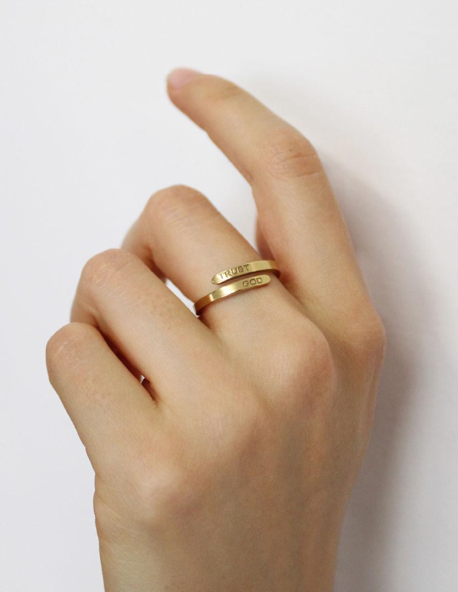 Anillo redondo Catolica Cristo brillante 3