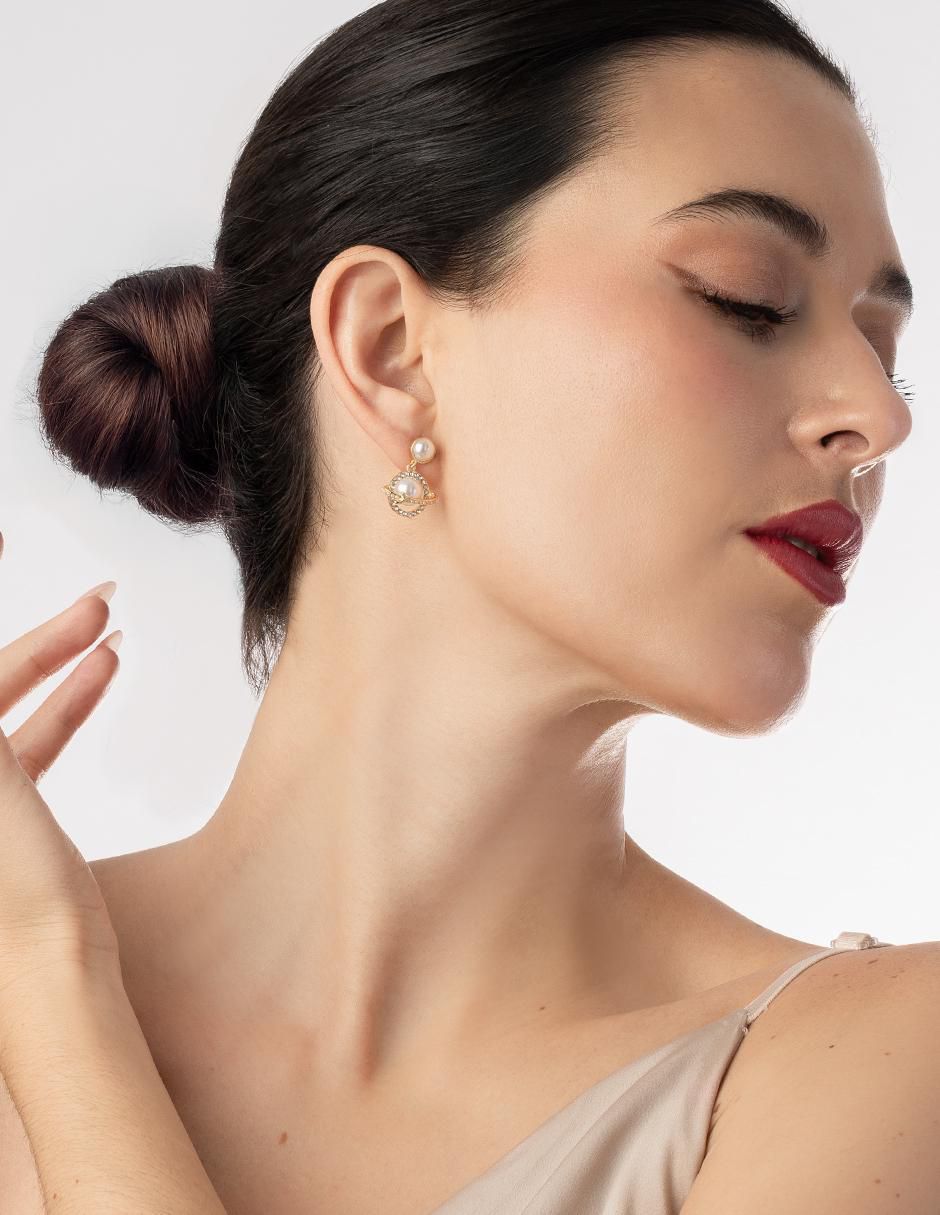 Aretes de planeta 18 K con acabado chapa de oro 2