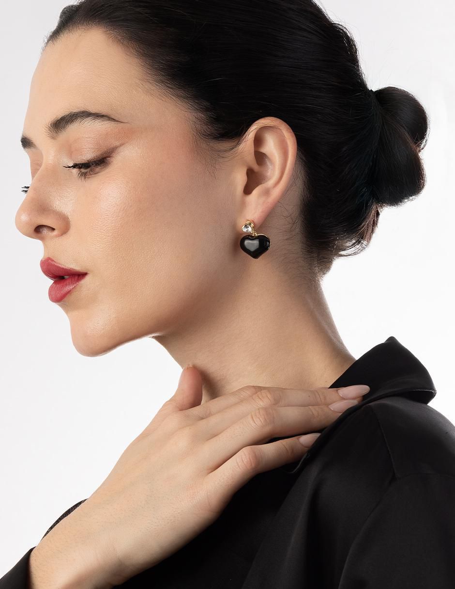 Aretes de corazón 18 K con acabado chapa de oro 4