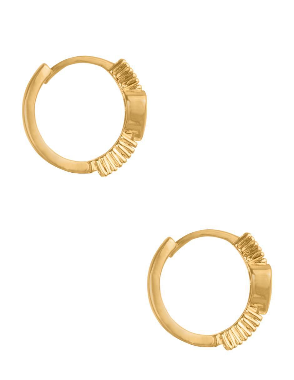 Aretes de corazón 18 K con acabado chapa de oro 3