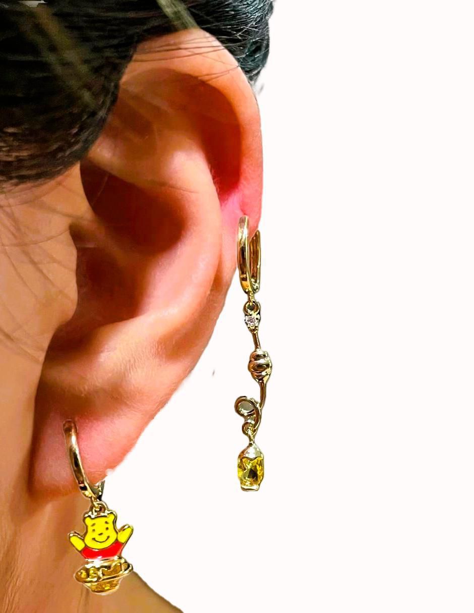 Set de aretes Winnie Pooh con acabado pulido 3