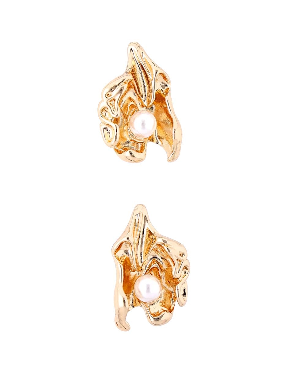 Aretes de flor con acabado pavé 1