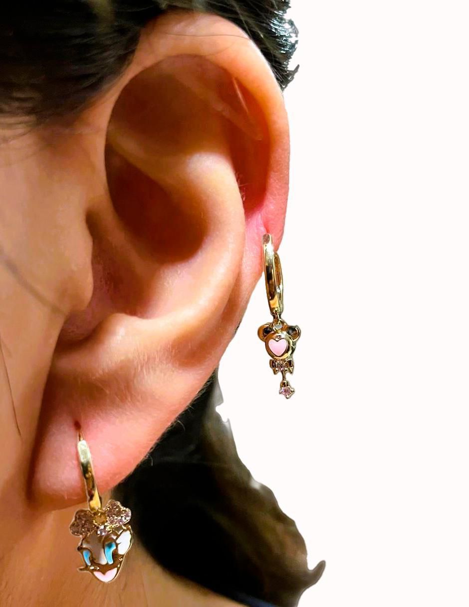 Set de aretes Donald Duck con acabado pulido 3