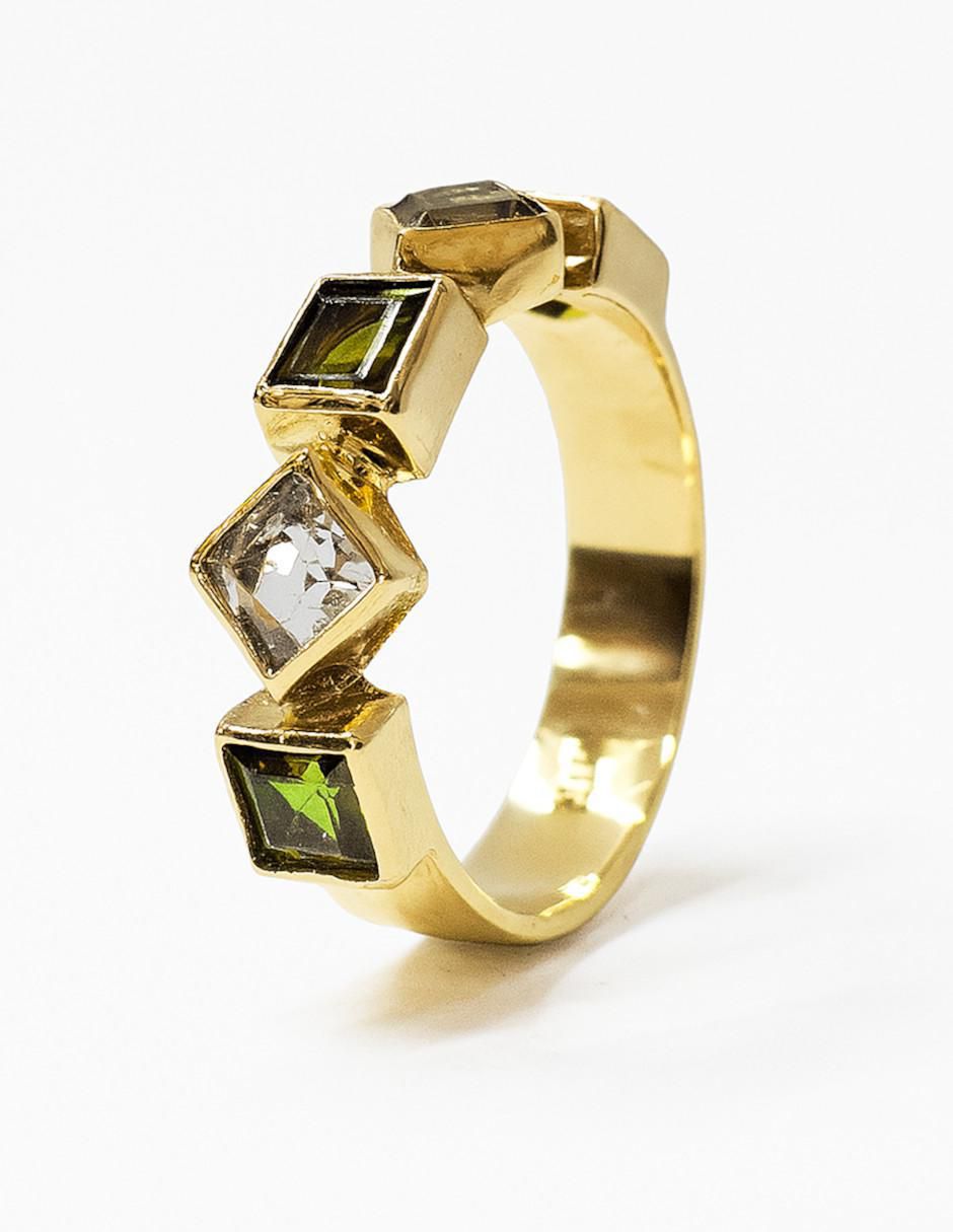 Anillo 14 k de oro amarillo turmalina liso