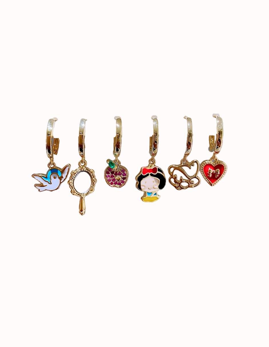 Aretes Blancanieves con acabado pulido