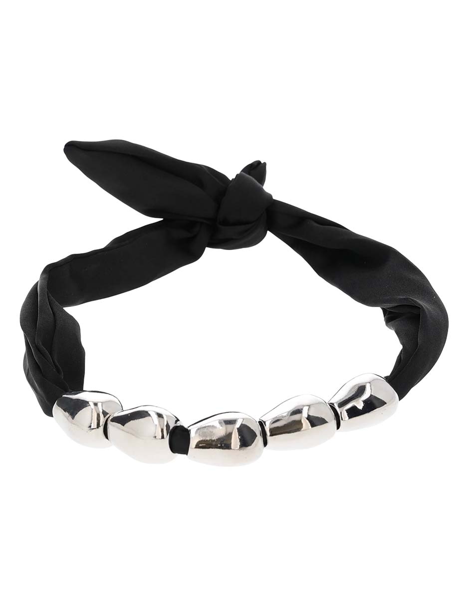 Collar 6