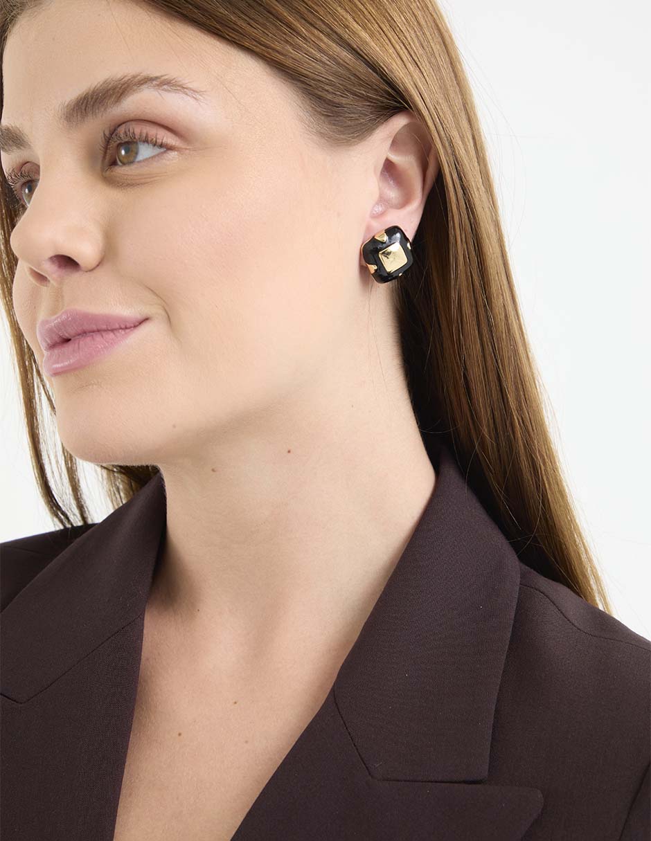 Aretes cuadrados Lieb con acabado brillante
