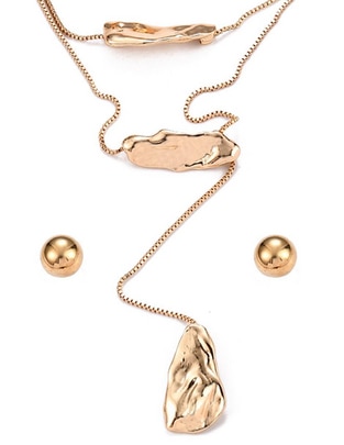 Aretes y collar