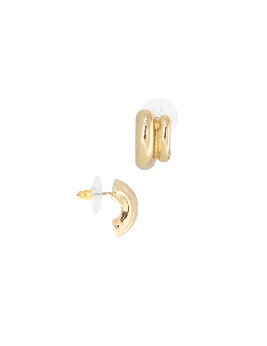 Aretes de círculo con acabado lustre