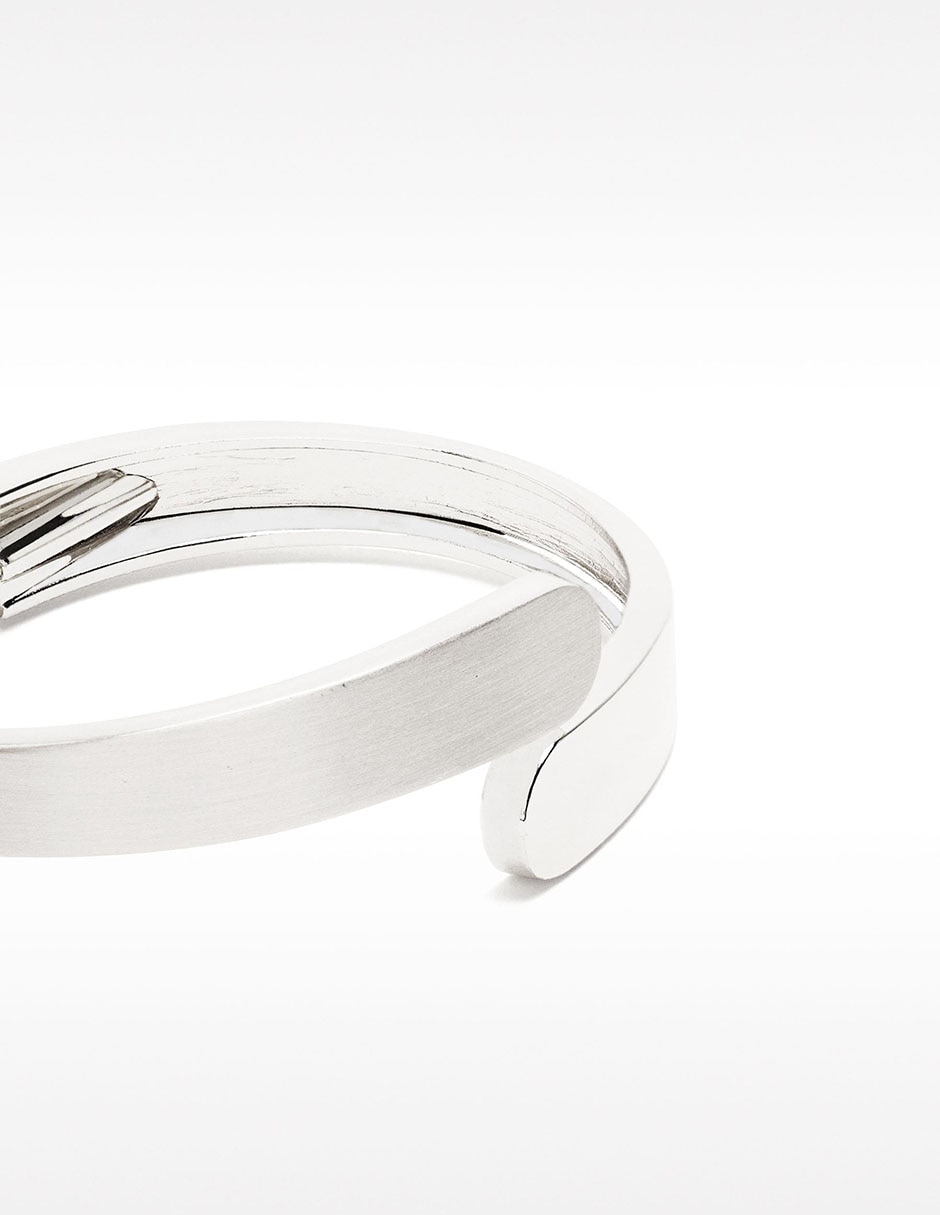 Pulsera Permanent - Suspended Frame 3