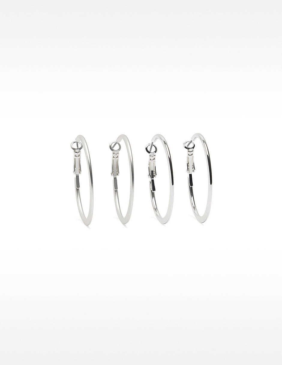 Set de aretes redondos con acabado lustre 1