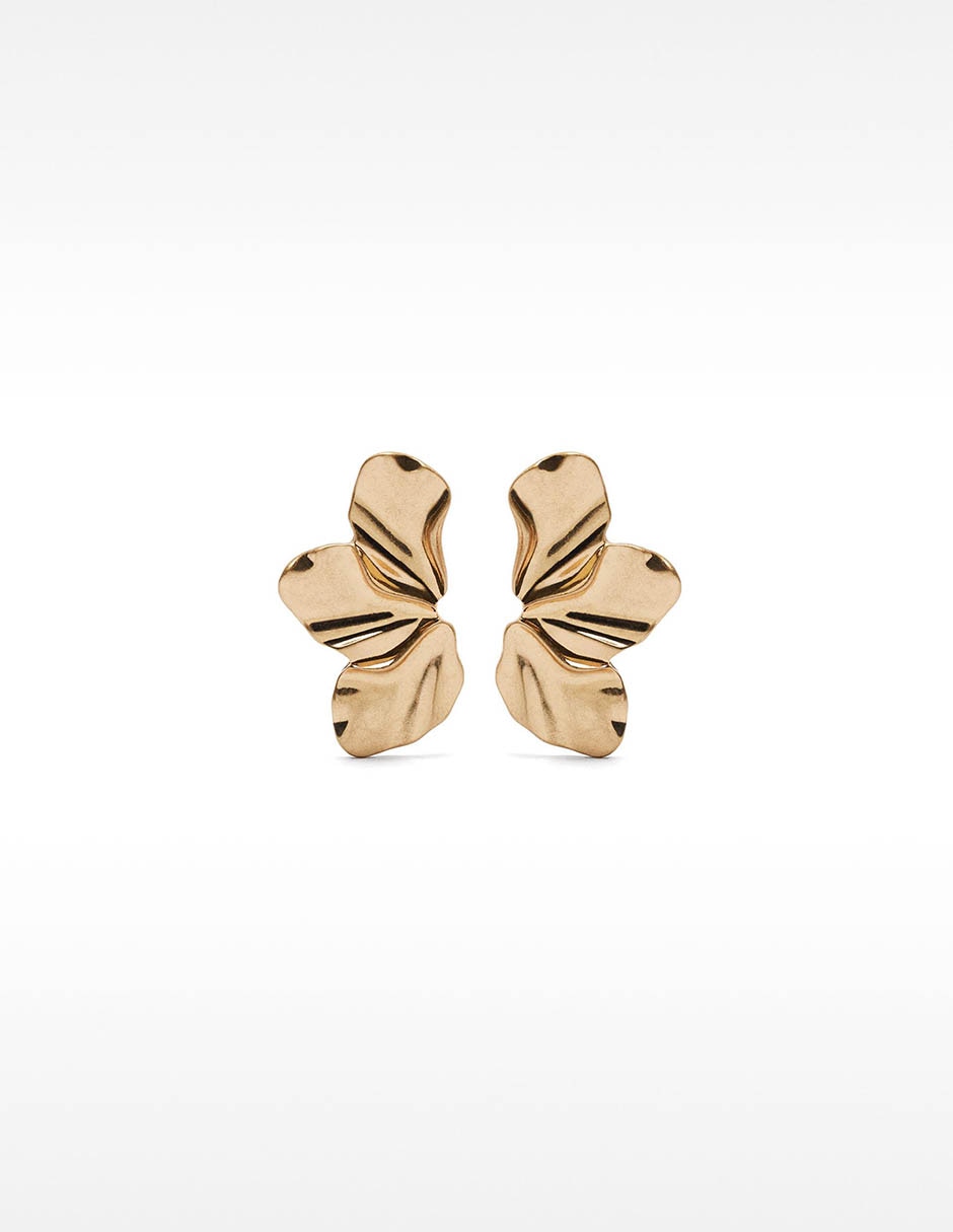 Aretes con acabado brillante