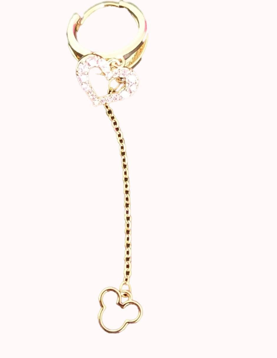 Set de aretes Mickey con acabado pulido 3