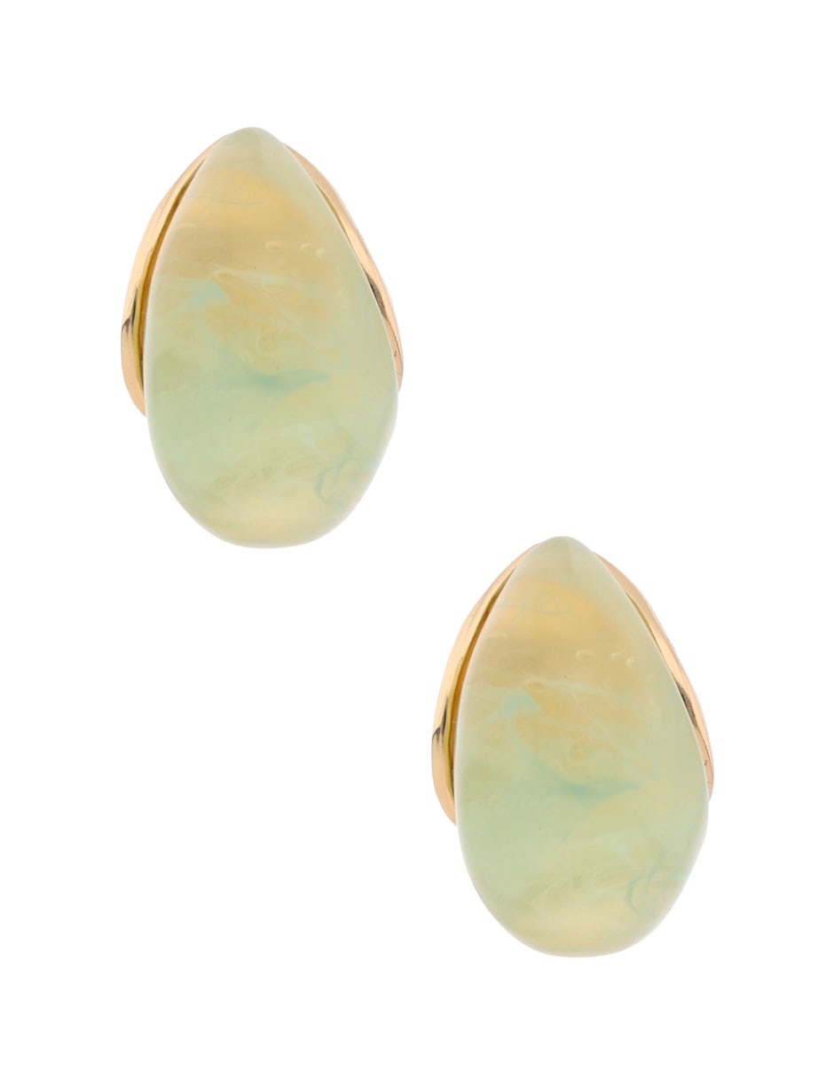 Aretes cortos con acabado pulido 1