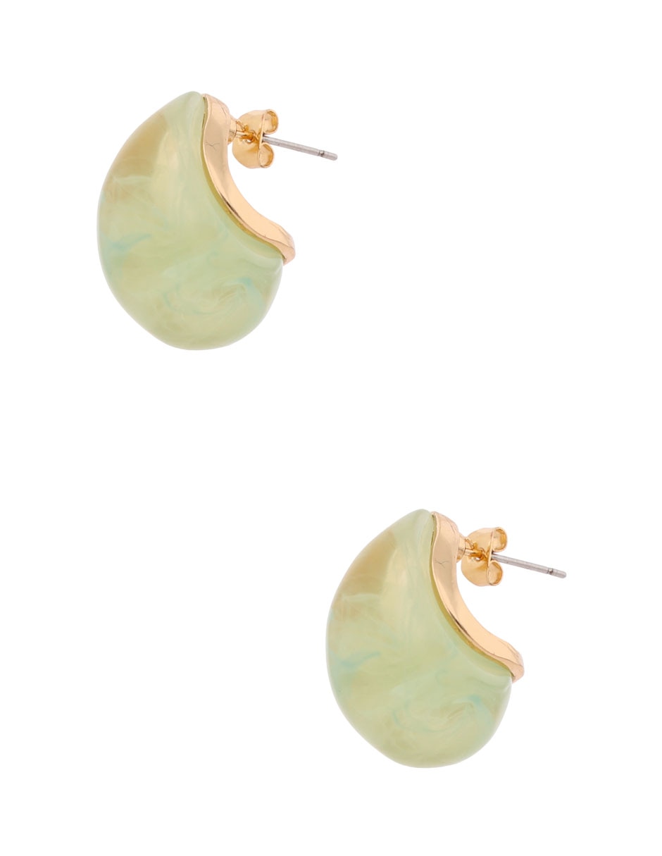 Aretes cortos con acabado pulido 2