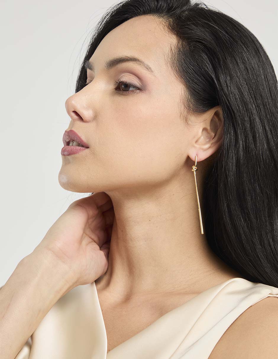 Aretes con acabado texturizado 4