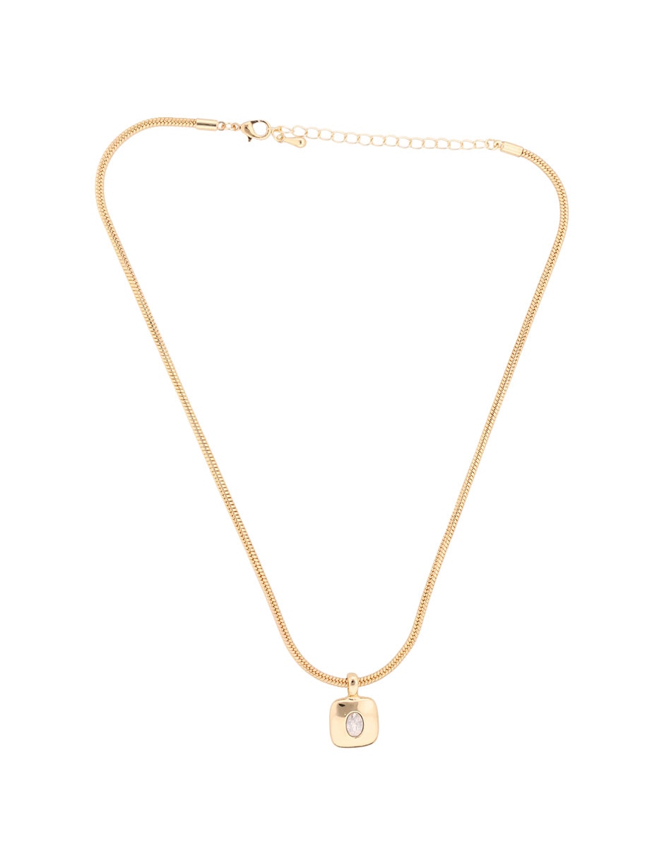 Collar con dije cuadrada 2