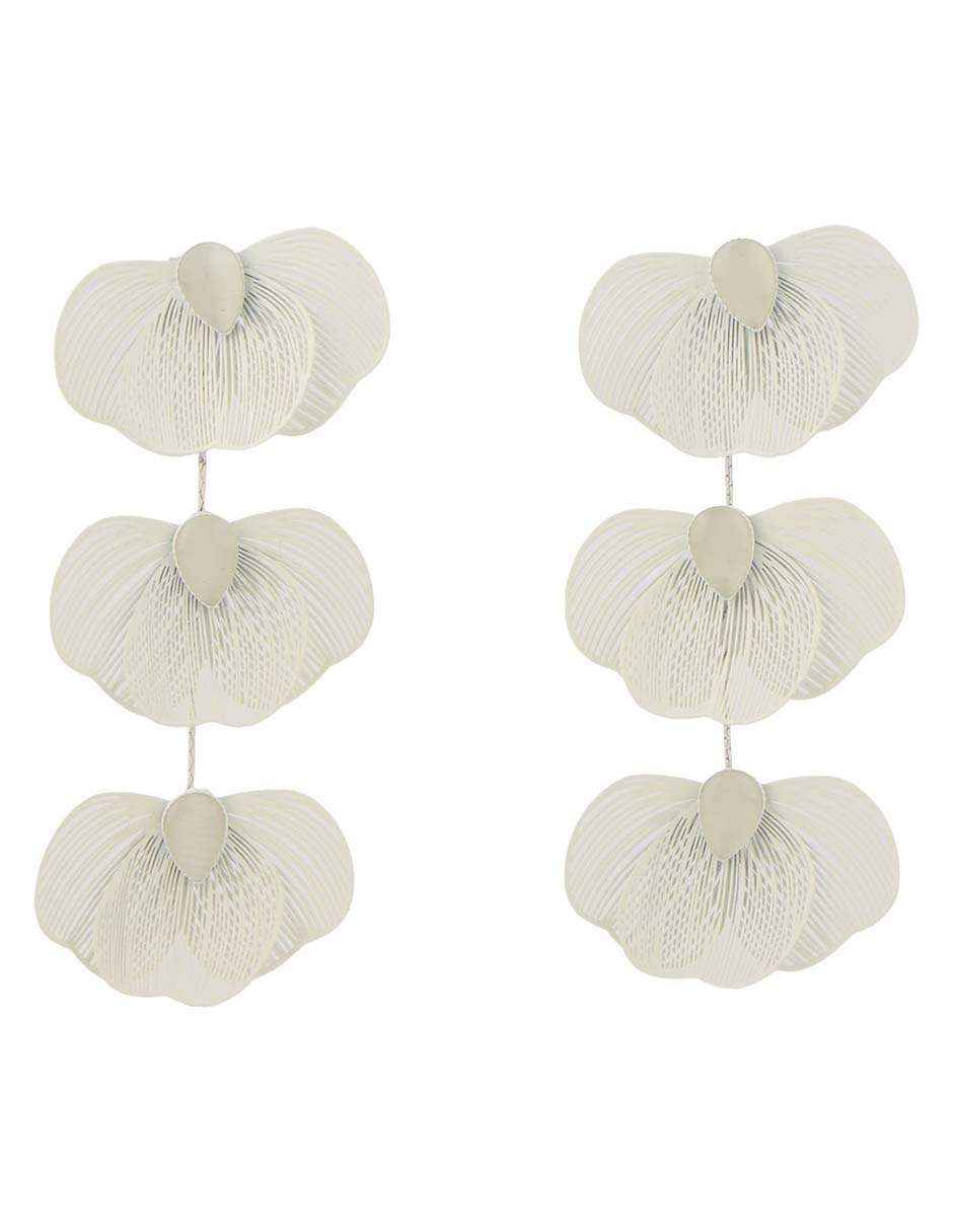 Aretes largos con acabado mate