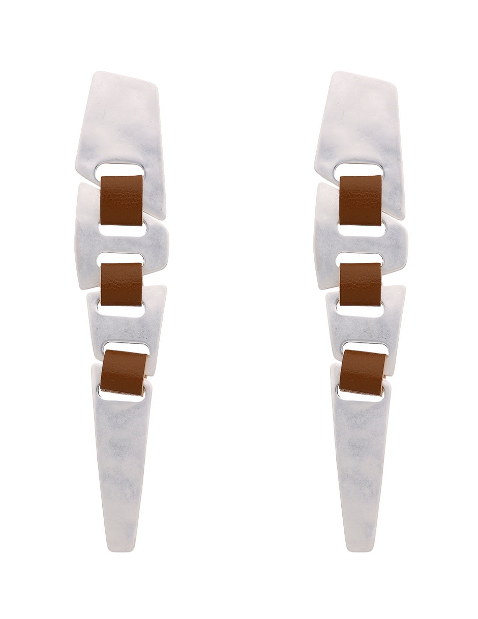 Aretes con acabado mate Aretes con acabado mate