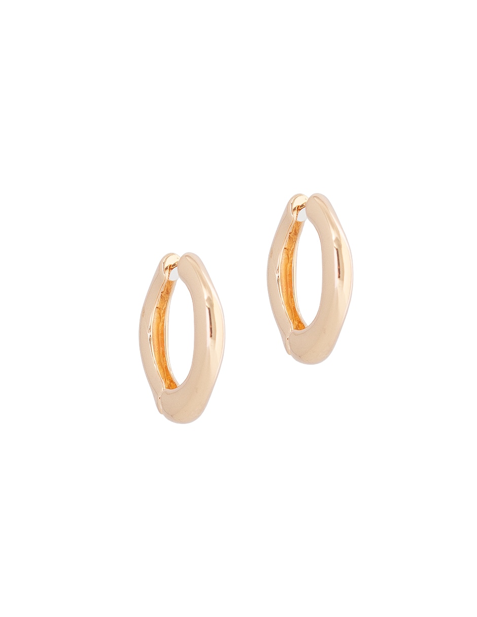 Aretes cuadrados con acabado lustre 2