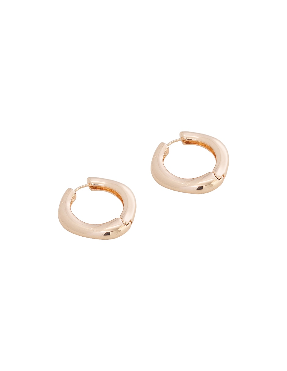 Aretes cuadrados con acabado lustre 3