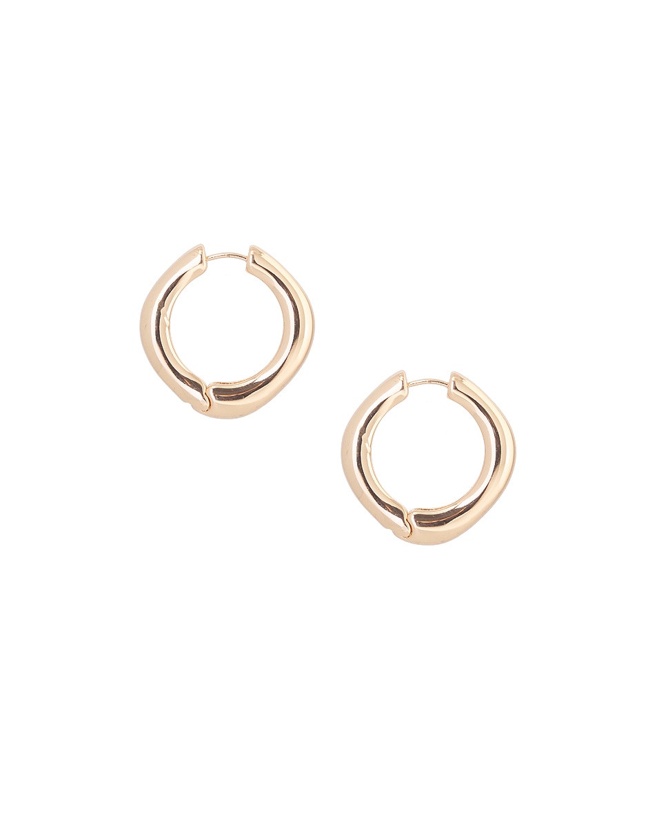 Aretes cuadrados con acabado lustre 4