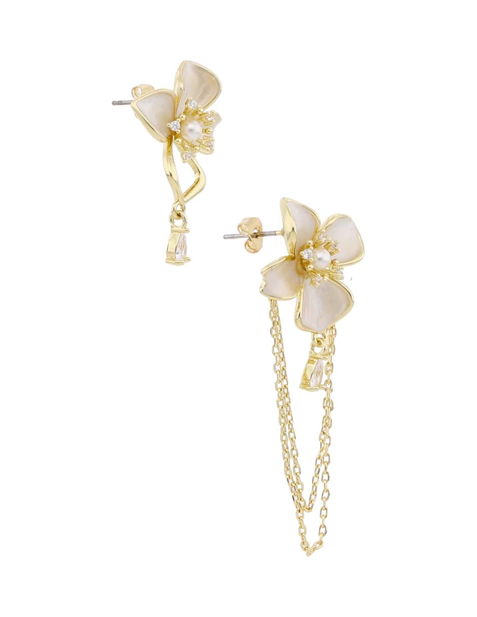 Aretes de flor con acabado brillante 2