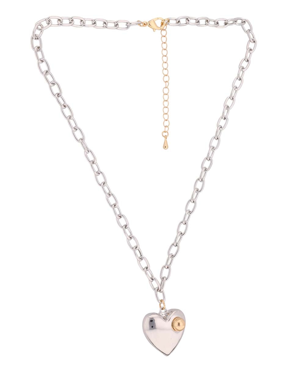 Collar con dije de corazón