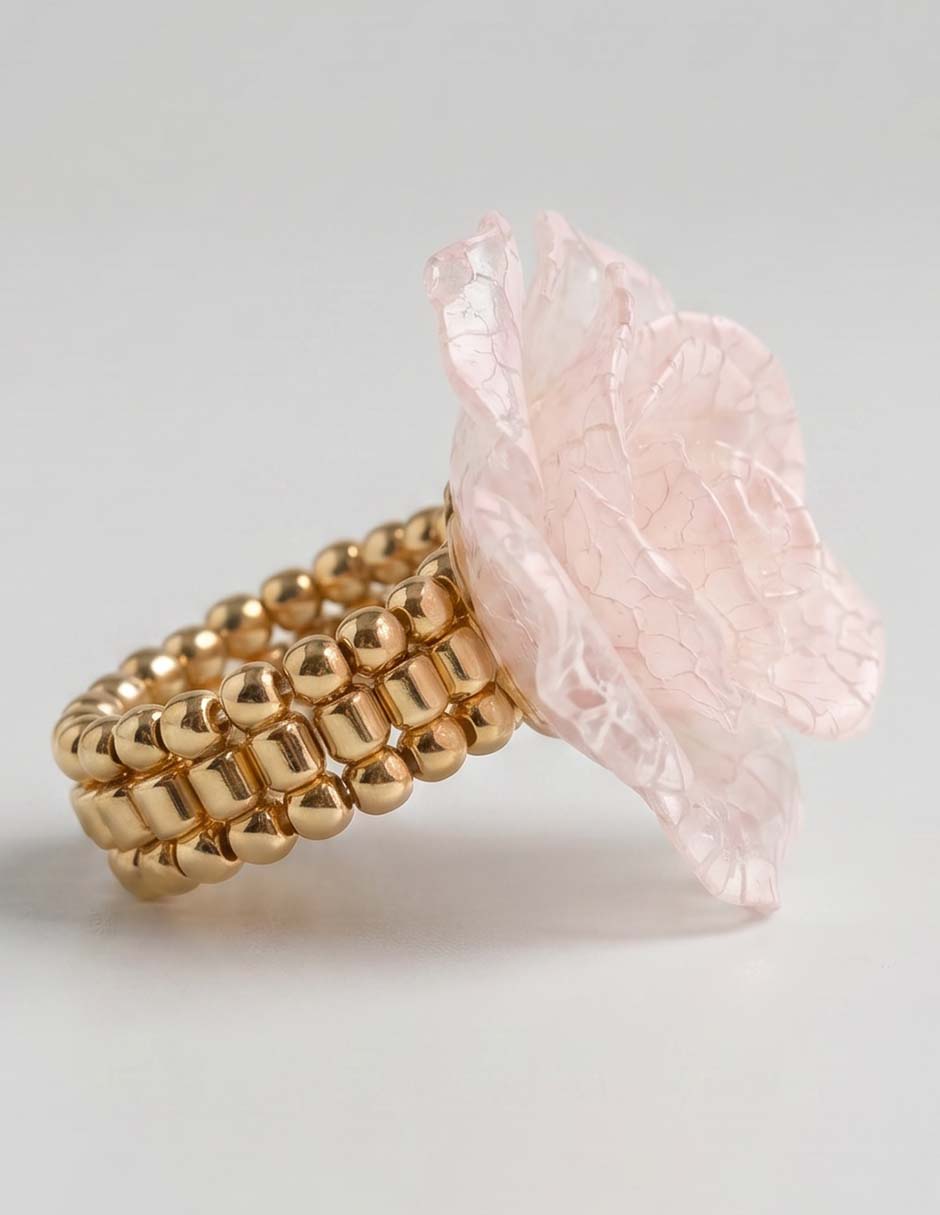 Anillo de flor brillante