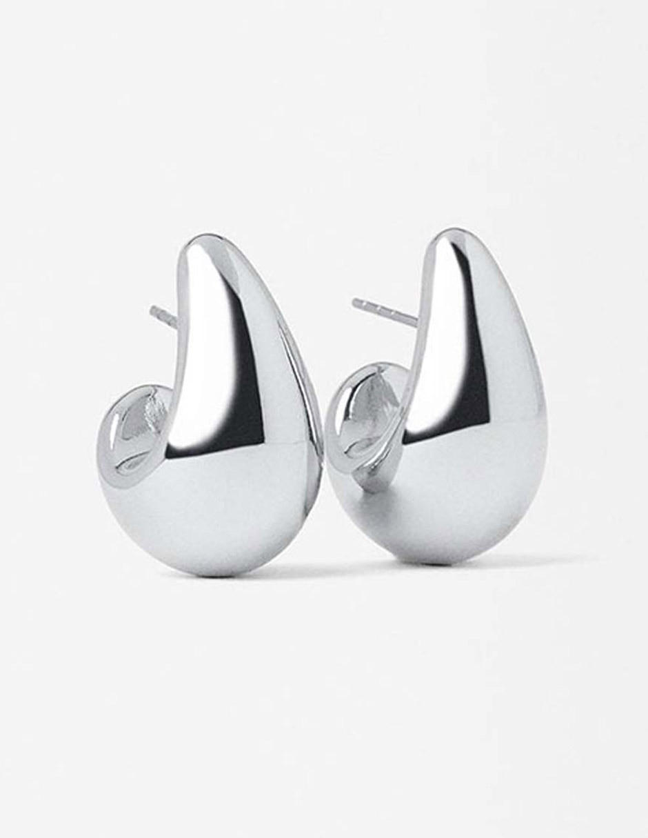 Aretes con acabado brillante
