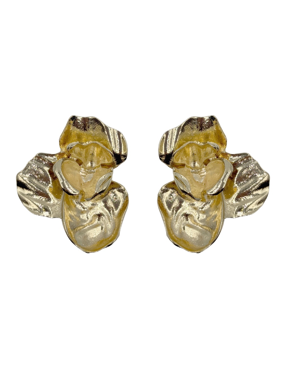 Aretes de flor con acabado brillante